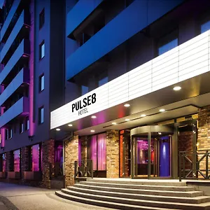 4* מלון Pulse8 